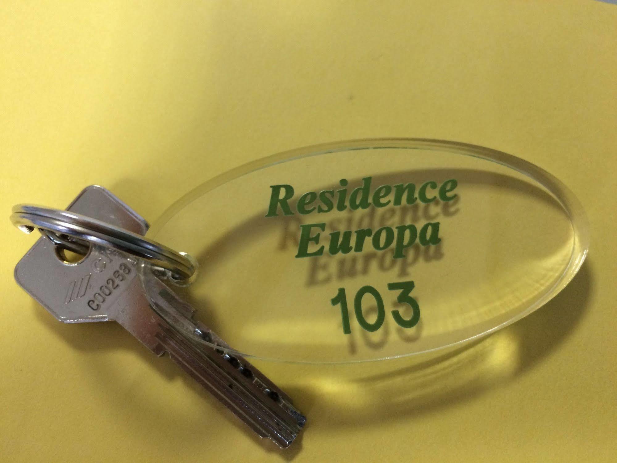 Residence Europa Piacenza Buitenkant foto